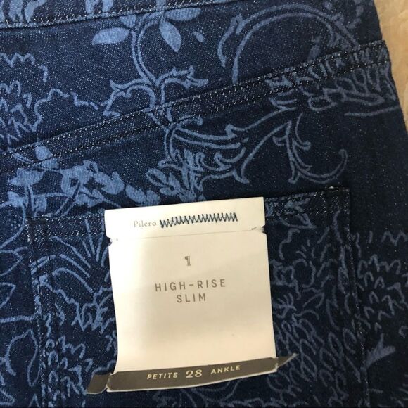 NWT Anthropologie slim jeans size 28P - Picture 6 of 9